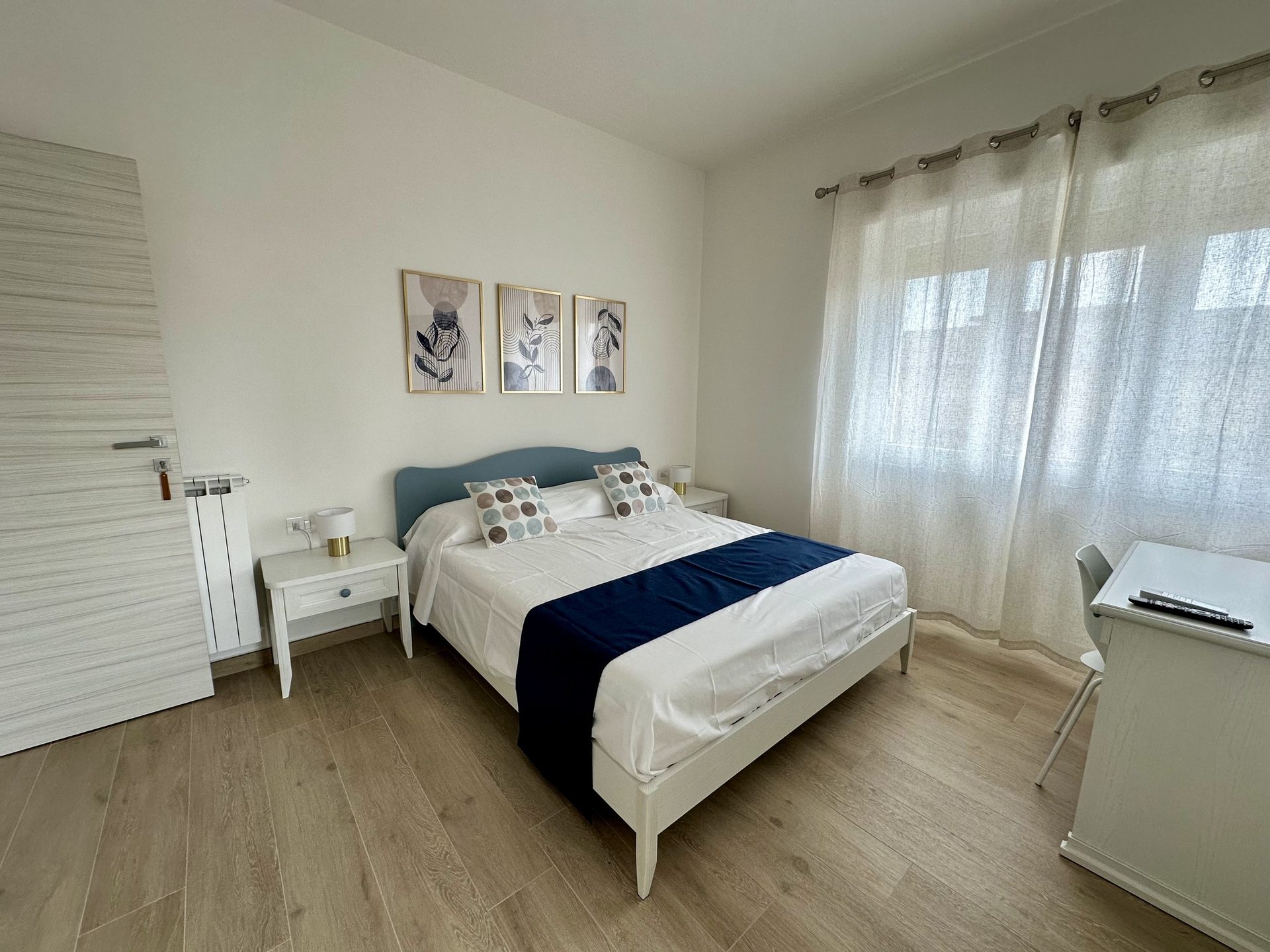 Materica Apartment Caserta, vicino alla Reggia – camera blu letto matrimoniale